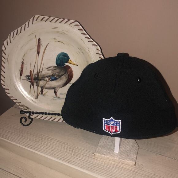 New Era 39Thirty Philadelphia Eagles NFL Hat Cap Black small/medium NWT - Picture 3 of 6